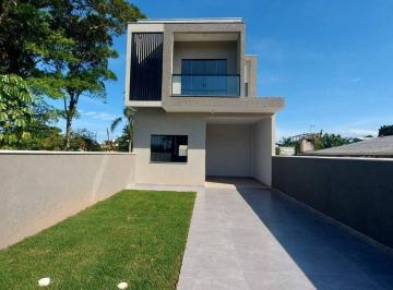 Casa · 118m² · 3 Quartos · 3 Vagas · Sobrado com piscina á 300 metros do mar na Barra do Saí em Itapoá/SC!