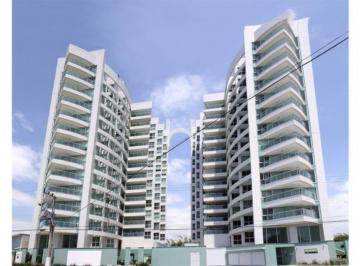Foto 01 · Imperdível apartamento à venda em Balneário Piçarras-SC: 3 quartos, 1 suíte, 2 salas, 2 banheiros, 2
