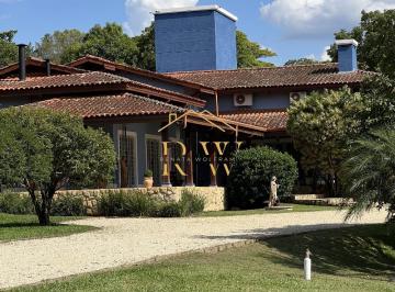 Casa · 600m² · 4 Quartos · 6 Vagas · Haras de Luxo à Venda - Oportunidade Única!