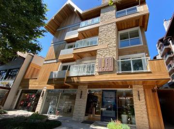 Apartamento · 52m² · 1 Vaga · RESIDENCIAL LOFT 235 NO CENTRO DE CANELA