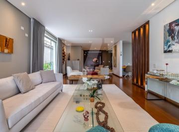 Casa · 350m² · 3 Quartos · 2 Vagas · Casa à venda, bem localizada, com ótima planta no Pacaembú.