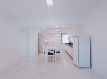 Apartamento · 42m² · 1 Quarto · Apartamento 1 Dormitório Reformado no Centro de Florianópolis