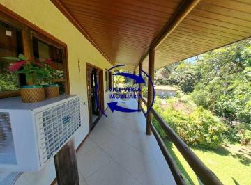 Casa · 500m² · 5 Quartos · 6 Vagas · Excelente propriedade, situada em terreno com 4.520m², com uma casa principal de