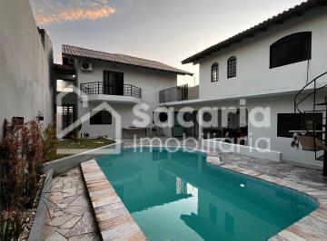 Casa · 700m² · 5 Quartos · 1 Vaga · Casa à venda no bairro Jardim Universitário - Cuiabá/MT