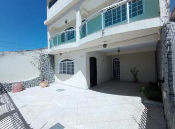 Casa de 5 quartos, Taguatinga · Casa QNL 12 Taguatinga Norte