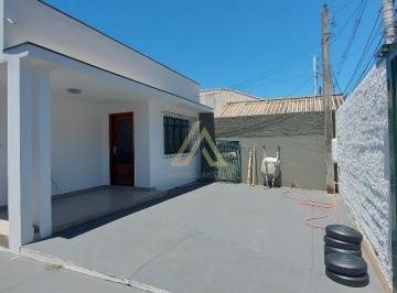 Foto 01 · Linda Casa à Venda em Vila Caodáglio, Jundiaí-SP: 2 Quartos, 1 Sala, 1 Banheiro e 4 Vagas de Garagem