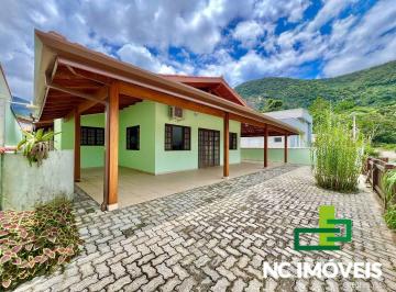 Casa · 220m² · 3 Quartos · 4 Vagas · Venda | Casa Térrea no Condomínio Mar Verde.