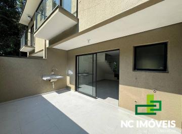 Casa · 100m² · 2 Quartos · 2 Vagas · Sobrado a Venda na Praia Massaguaçu em Caraguatatuba, SP