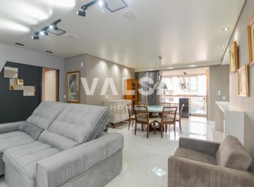 1 · Apartamento com 132 m², 3 quartos e 2 vagas à venda no Água Verde.