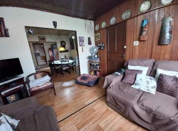 Casa · 270m² · 3 Quartos · Casa à venda - no Vila Mangalot