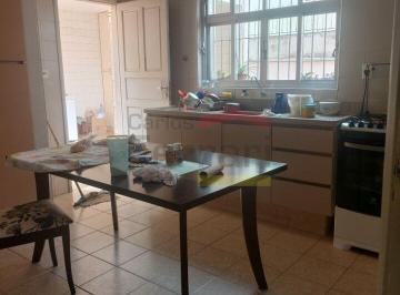 Casa · 140m² · 3 Quartos · 3 Vagas · Excelente Imóvel à Venda - Sobrado com 3 Quartos e 2 Banheiros