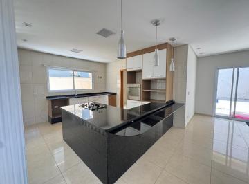 Foto 01 · Casa, Parque Residencial Itapeti, Mogi das Cruzes, SP