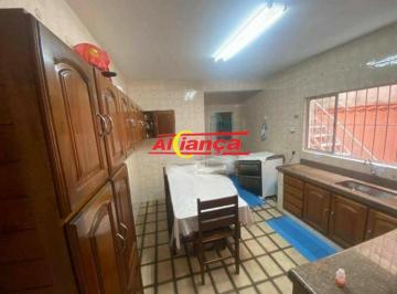 Casa · 262m² · 3 Quartos · 3 Vagas · Sobrado com 3 quartos para alugar,  262m² - Parque Continental I - Guarulhos /SP - por R$5.000,00