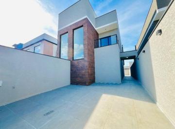 Casa · 160m² · 3 Quartos · 2 Vagas · Sobrado em Vila Petrópolis - Atibaia, SP