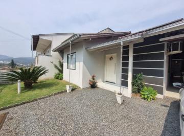 Casa · 140m² · 3 Quartos · 2 Vagas ·  Casa à Venda em Jaraguá do Sul com 3 quartos sendo 1 suíte – Bairro Rau 