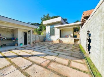 Casa · 120m² · 3 Quartos · 6 Vagas · Casa em Pedra Vermelha - Mairiporã