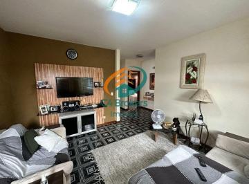 Casa · 250m² · 5 Quartos · 3 Vagas · Casa em Rua em Jardim Jovaia - Guarulhos