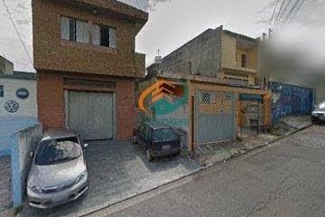 Casa · 270m² · 4 Quartos · 8 Vagas · Sobrado em Rua em Vila Fátima - Guarulhos