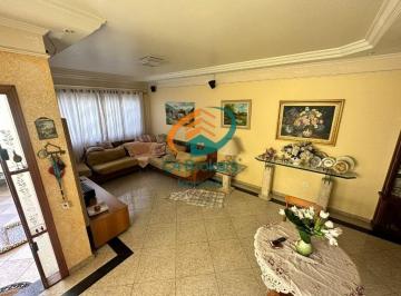 Casa · 166m² · 3 Quartos · 3 Vagas · Sobrado em Picanço  -  Guarulhos
