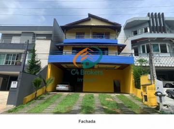 Casa · 420m² · 4 Quartos · 10 Vagas · Sobrado em Aruã - Mogi das Cruzes