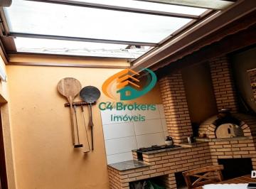 Casa · 250m² · 4 Quartos · 2 Vagas · Sobrado de Condomínio em Vila Rosália - Guarulhos, SP