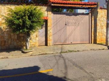 Casa · 192m² · 3 Quartos · 11 Vagas · Sobrado em Guarulhos