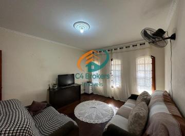 Casa · 220m² · 3 Quartos · 3 Vagas · Sobrado em Jardim Santa Mena - Guarulhos, SP