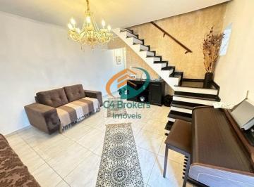 Casa · 230m² · 4 Quartos · 4 Vagas · Sobrado em Rua em Jardim Tabatinga - Guarulhos, SP