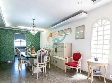 Casa · 447m² · 4 Quartos · 10 Vagas · Sobrado em Rua em Vila Galvão - Guarulhos, SP