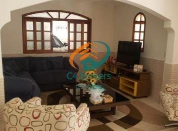 Casa · 231m² · 3 Quartos · 2 Vagas · Casa em Rua em Vila Rio de Janeiro - Guarulhos, SP