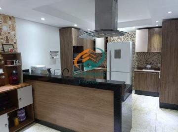 Casa · 228m² · 3 Quartos · 2 Vagas · Sobrado a venda em Guarulhos 3 dormitorios sendo 2 suites e 2 vagas de garagem.