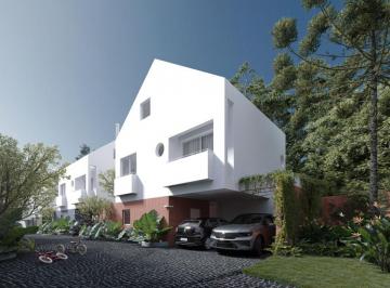 c4b5416555528ce95551d4ffd18fc72a892c1022 · Sobrado com 3 dormitórios à venda, 138 m² por R$ 1.129.344,00 - Vista Alegre - Curitiba/PR