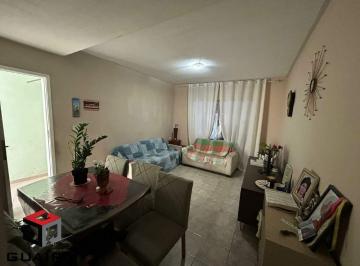 Casa · 137m² · 4 Quartos · 2 Vagas · Casa em Jardim Santa Emília com 137m²