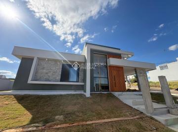 Casa · 133m² · 3 Quartos · 2 Vagas · Casa de Alto Padrão na Rua Luiz Toledo no Bairro Reserva Dom Feliciano, Gravataí