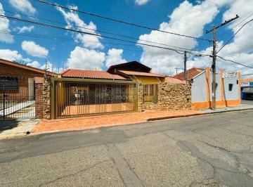 img0 · Casa Padrão em Araraquara