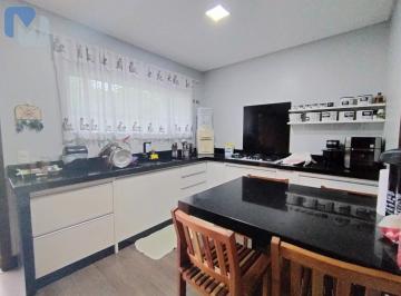 Rural · 990m² · 6 Quartos · 4 Vagas · Chácara com ampla residência dispondo de 2 moradias e terreno super espaçoso! Venha conferir!