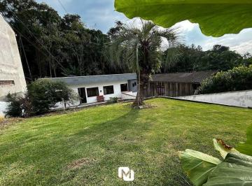 Casa · 148m² · 5 Quartos · 4 Vagas · Ótimo oportunidade!! Casa com 5 quartos sendo 1 deles suíte, vaga para 4 carros e ampla área externa