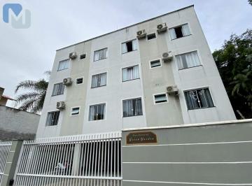Apartamento · 50m² · 2 Quartos · 1 Vaga · ÓTIMO APARTAMENTO SEMI MOBILIADO: no último andar, garagem coberta no pavimento térreo. Aceita finan