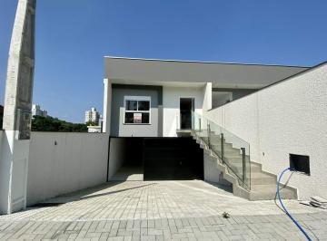 Casa · 260m² · 3 Quartos · 3 Vagas · Sobrado NOVO na melhor localização do bairro da Velha. Amplo espaço de lazer.Aceita financiamento ba