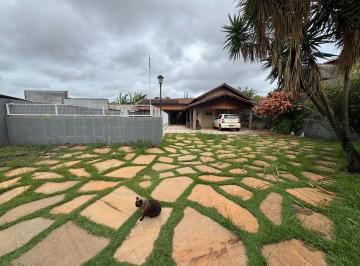 Casa de 2 quartos, Águas Claras · Casa terrea piscina pomar condomínio fechado analisa proposta aceita imóvel menor valor