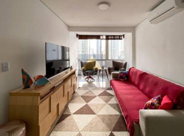Apartamento · 79m² · 2 Quartos · 1 Vaga · Apartamento Andar Alto à Venda no Edifício Saint Tropez Frente Mar em Balneário Camboriú
