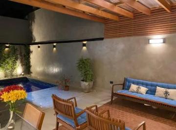 Casa de 3 quartos, Tremembé · Charmosa Casa de Condomínio à Venda em Tremembé 