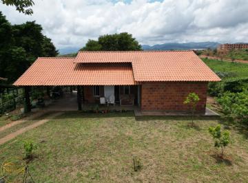 Foto 01 · Vendo casa no bairro Vereda Sertãozinho em Miguel Pereira - RJ