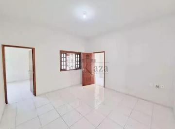 Casa · 298m² · 3 Quartos · 2 Vagas · Oportunidade - Casa Comercial ou Residencial - Centro - 3 Dormitórios - 183m².