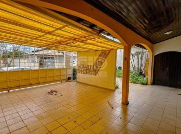 Casa · 197m² · 3 Quartos · 2 Vagas · Casa à venda de 3 quartos 2 Suítes no Jardim Shangri-lá