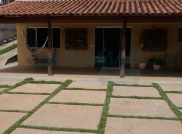 Casa · 500m² · 6 Quartos · 4 Vagas · Casa com 6 Quartos, 3 Suítes, 4 Vagas de Garagem e Área Gourmet à Venda na QSC19 - Setor Primavera