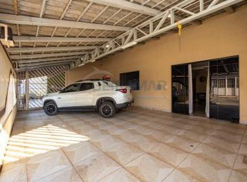 Casa · 160m² · 4 Quartos · 3 Vagas · Casa 4 quartos, 1 suíte, laje à Venda na Quadra 37 - Setor Central do Gama