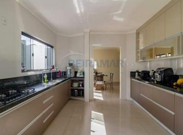 Casa · 390m² · 4 Quartos · 5 Vagas · Casa à Venda 4 quartos, suíte, terraço à Venda na QNM 22 - Ceilândia Norte