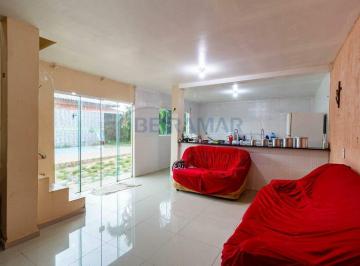 Casa · 360m² · 6 Quartos · 3 Vagas · Sobrado 6 Quartos, 2 Suítes, Quintal, 3 Vagas de Garagem Cobertas à Venda na Rua 8 - Vicente Pires
