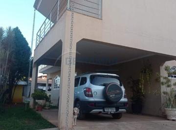 Casa · 530m² · 4 Quartos · 2 Vagas · Casa de Alto Padrão com 4 Suítes, Piscina, Hidromassagem, Varanda e Amplo Espaço de Garagem Venda n